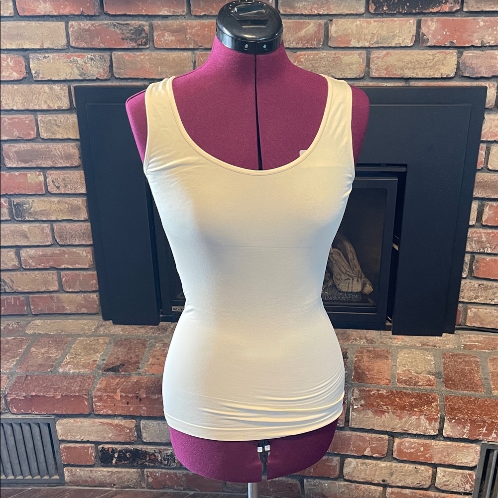 Yummie by Heather Thomson Nude Compression Tank Top M/L Shapewear